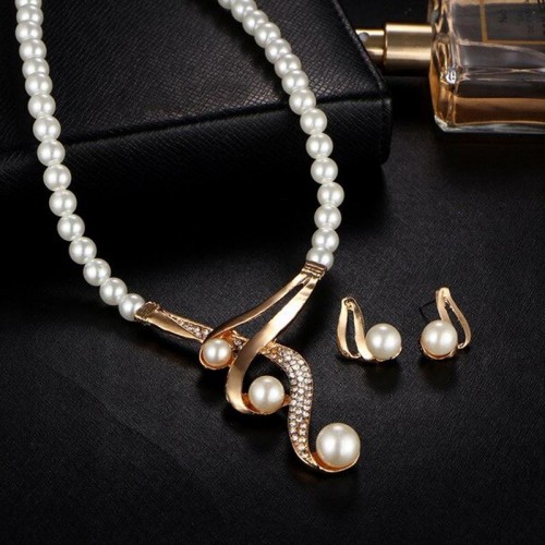 Arihant White & Gold-Toned Gold-Plated Pearl-S...