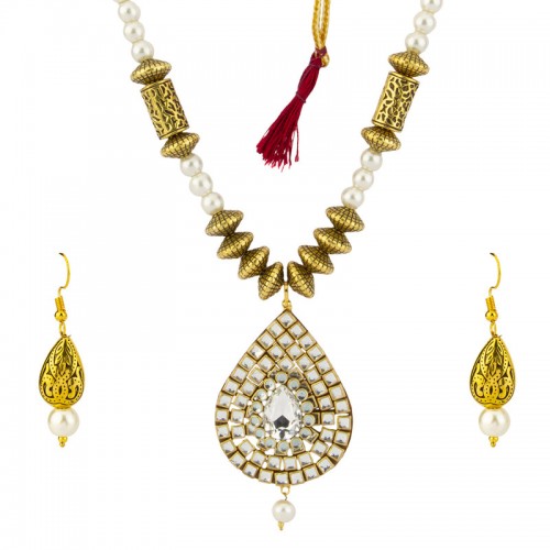 Arihant Designer Kundan & Pearl Gold Plated De...