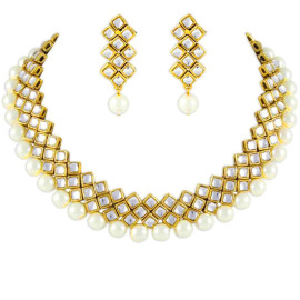 Arihant Mesmerizing Kundan & Pearl Gold Plated Fabulous Necklace Set for Women/Girls 44133