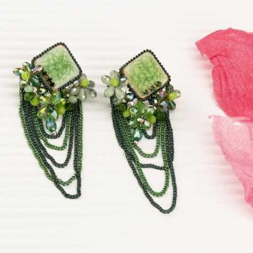 Arihant Green Stone Studded Handcrafted Drop Earrings 35334