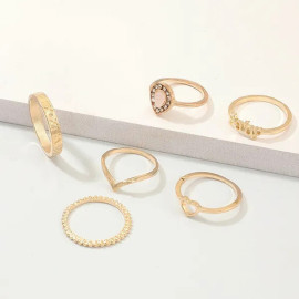Arihant Gold Toned Gold Plated Stackable Rings Set of 7