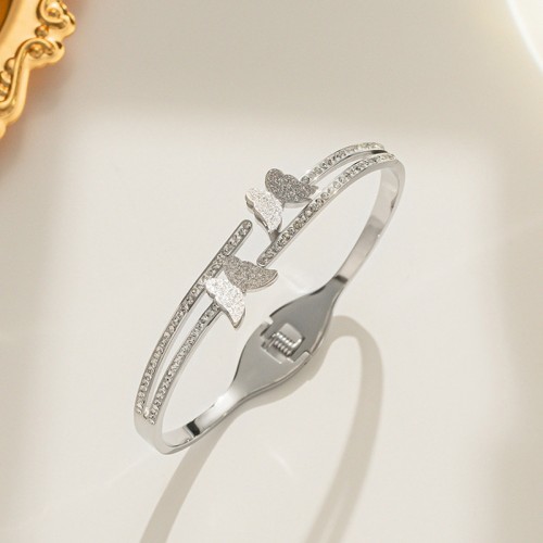 Arihant Stainless Steel Silver Plated Butterfly inspired American Diamond Studded Bracelet