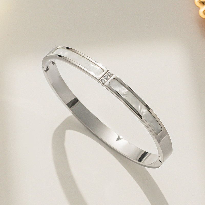 Arihant Stainless Steel Silver Plated Mother Of Pearls Contemporary Bracelet