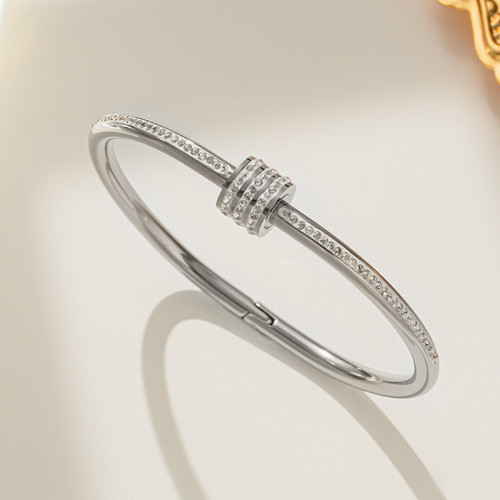 Arihant Stainless Steel Silver Plated American Dia...