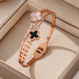 Arihant Stainless Steel Rose Gold Plated Mother Of Pearls Two Clover Leaf Irish Design Bracelet