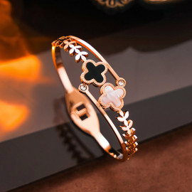 Arihant Stainless Steel Rose Gold Plated Mother Of Pearls Two Clover Leaf Irish Design Bracelet