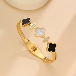 Arihant Stainless Steel Gold Plated Mother Of Pearls Three Clover Leaf Irish Design Bracelet