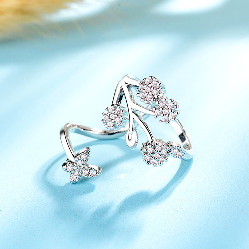 Arihant Silver Plated American Diamond Studded Contemporary Korean Finger Ring