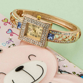 Arihant Multicolour AD Bracelet Watch 9108